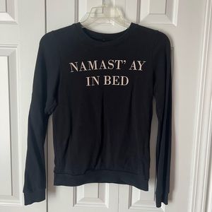 Fun warm sweater, M size worn few times